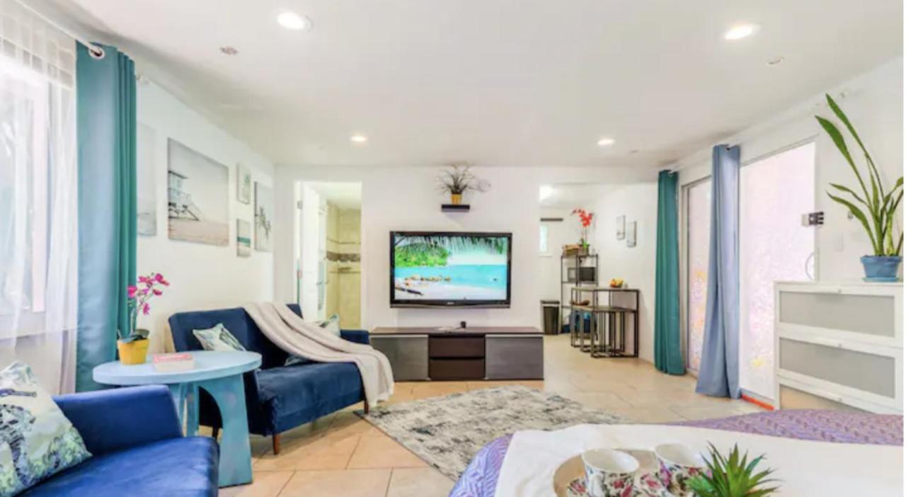 Apartment Close To Beaches With Hot Tub And Large Garden